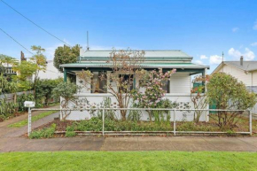 The Cottage, Dumbalk